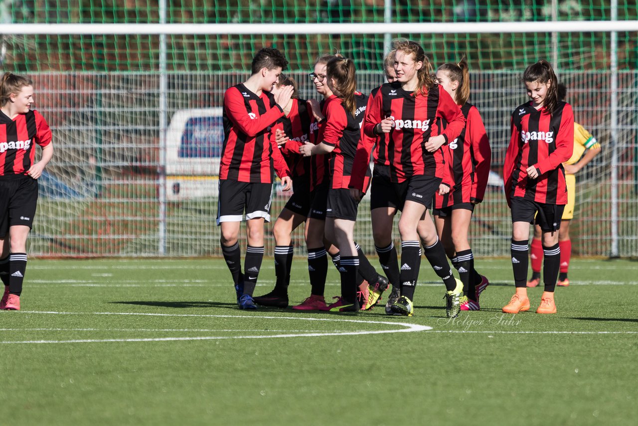 Bild 227 - B-Juniorinnen SG Weststeinburg/Bei - SV Fisia 03 : Ergebnis: 1:2